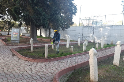ERDEK’TE PARK VE BAHÇELERDE KAPSAMLI BAKIM ÇALIŞMASI