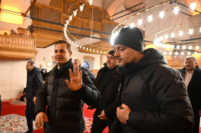 BAŞKAN AKIN YENİ YILA ZAĞNOS PAŞA CAMİİ’NDE BAŞLADI