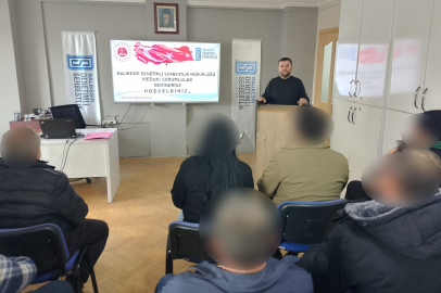 BALIKESİR’DE YÜKÜMLÜLERİNE “VİCDANI SORUMLULUK” SEMİNERİ