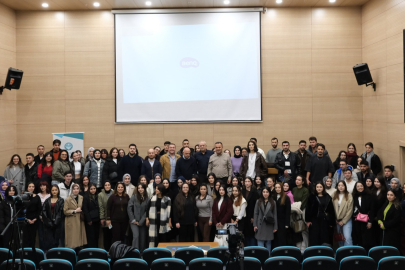 BAÜN’DE YAPAY ZEKÂ VE ANLATI İLİŞKİSİ ELE ALINDI