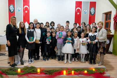 MİNİK SANATÇILARDAN BURHANİYE’DE GÜZ KONSERİ