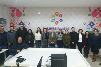 BALIKESİR’DE ÖĞRETMENLER YAPAY ZEKA İLE SINIFLARI DÖNÜŞTÜRÜYOR