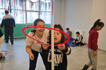 BANDIRMA’DA ÖZEL GEREKSİNİMLİ ÖĞRENCİLERE “MUTLU ÇARŞAMBA”