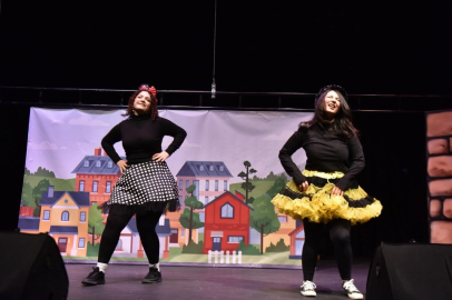 ALTIEYLÜL TİYATRO GÜNLERİ’NDE DOĞAÇLAMA TİYATRO GECESİ