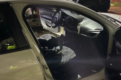 GÖNEN’DE PARK HALİNDEKİ ARAÇTA PATLAMA