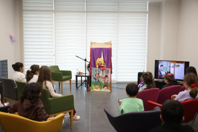 BANÜ’DE PERSONEL ÇOCUKLARINA KARNE HEDİYESİ