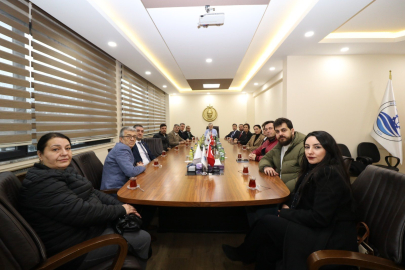 ZAFER PARTİSİ’NDEN BANDIRMA TİCARET ODASI’NA ZİYARET