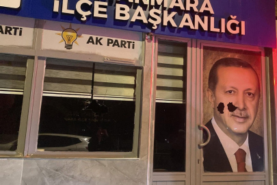 AK PARTİ MARMARA İLÇE BAŞKANLIĞI’NA TAŞLI SALDIRI