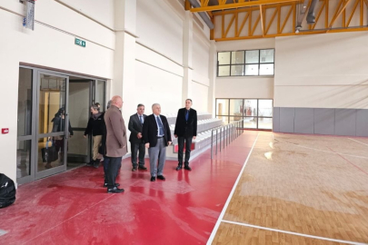 AYVALIK ZEYNEP PERKİT FEN LİSESİ’NDE ÇALIŞMALARI SÜRÜYOR