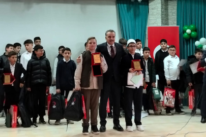 BANDIRMALI ÖĞRENCİ GENÇ MUHAFIZLAR YARIŞMASINDA İL BİRİNCİSİ OLDU