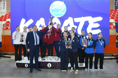 BAÜN KARATE TAKIMI TÜRKİYE ÜÇÜNCÜSÜ OLDU