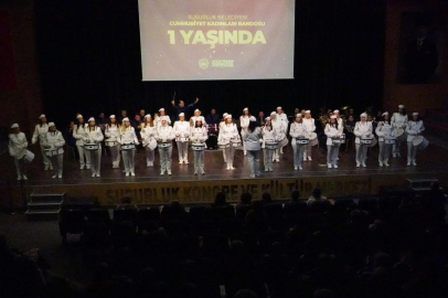 CUMHURİYET KADINLARI BANDOSU 1’İNCİ YILINI COŞKUYLA KUTLADI