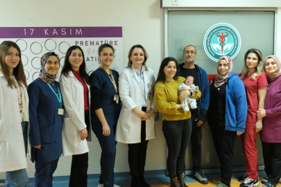 750 GRAM DOĞAN AKŞİT BEBEK SAĞLIKLA TABURCU EDİLDİ