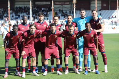 BANDIRMASPOR, SERİK SPOR’A 3-0 MAĞLUP OLDU