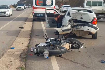 ERDEK YOLUNDA KAZA: 2 MOTOSİKLET SÜRÜCÜSÜ YARALANDI