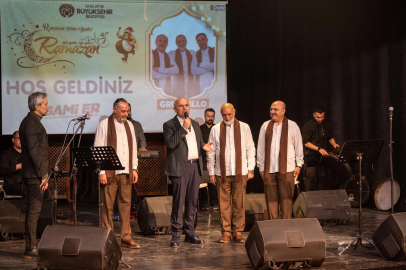 Ramazan etkinliklerinde Grup Tillo Malatyalıları mest etti