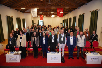 AYVALIK’TA İKLİM DEĞİŞİKLİĞİNE DİRENÇLİ KENTLER MASAYA YATIRILDI