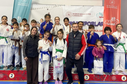 BALIKESİR BÜYÜKŞEHİR BELEDİYESPOR JUDODA İL SEÇMELERİNE DAMGA VURDU