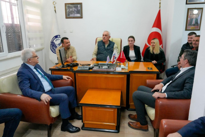 BAŞKAN DEVECİLER’DEN MESLEK ODALARINA HAYIRLI OLSUN ZİYARETİ