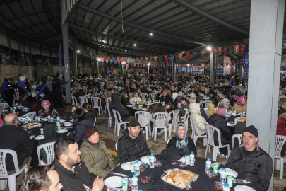 Ramazan sofrası Bursa’da binlerce kişiyi bir araya getirdi