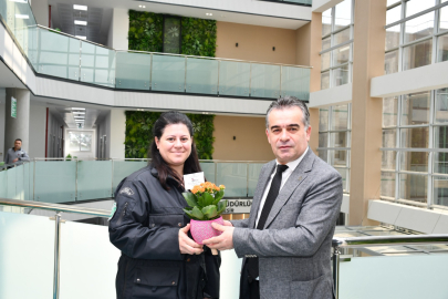 DSİ 25. BÖLGE’DE KADIN ÇALIŞANLARA 8 MART HEDİYESİ