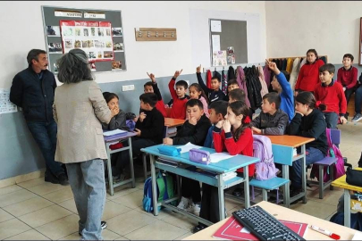 ALTIEYLÜL’DE ÖĞRENCİLERE TARIM VE GIDA GÜVENLİĞİ EĞİTİMİ