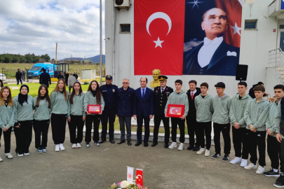 ÇANAKKALE’DEN YOLA ÇIKAN KUTSAL EMANETLER GÖNEN’DE TESLİM ALINDI