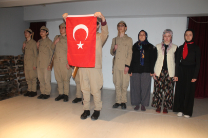 MANYAS’TA 18 MART ÇANAKKALE ZAFERİ VE ŞEHİTLERİ ANILDI