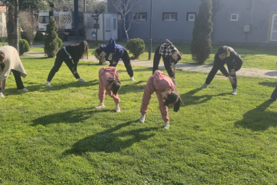 ALTIEYLÜL’DE GENÇLERE NEFES TERAPİSİ