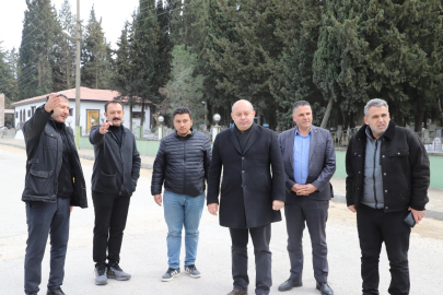 GÖNEN ŞEHİR MEZARLIĞI ÖNÜNDE ASFALT ÇALIŞMALARI BAŞLADI