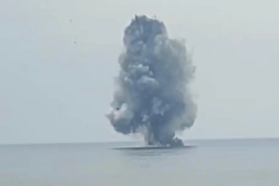 Ordu Ünye’de kıyıya vuran insansız deniz aracı kontrollü patlatıldı