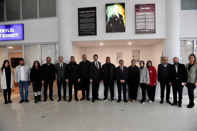 ŞEHİRLİ BELEDİYE PERSONELİYLE BAYRAMLAŞTI