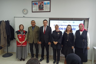 BANDIRMA’DA “AİLELER İÇİN DİJİTAL VATANDAŞLIK” PROJESİ TANITILDI