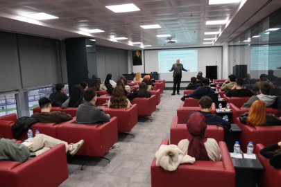 BALIKESİR’DE FİRMALARA ULUSLARARASI PAZARLARA ADIM ATMA REHBERİ