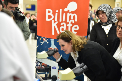 BALIKESİR ÜNİVERSİTESİ’NDE NESİLLER BİLİM ATÖLYESİ’NDE BULUŞTU