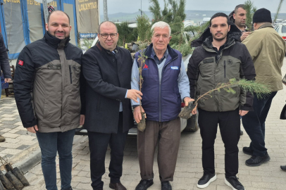 “DAHA YEŞİL BİR SUSURLUK” İÇİN FİDANLAR VATANDAŞLARLA BULUŞTU