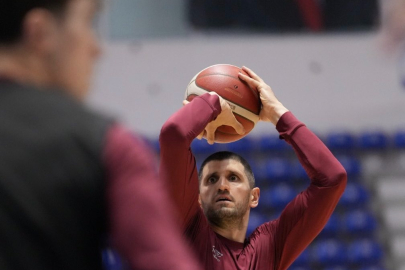 BANDIRMA BORDO BASKETBOL MAÇA HAZIR
