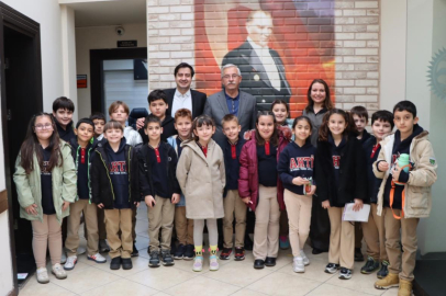 KARIŞIK, ÖĞRENCİLERİ MAKAMINDA AĞIRLADI