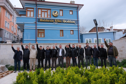 MHP MİLLETVEKİLİ YÜKSEL, BALIKESİR ÜLKÜ OCAKLARI İLE BULUŞTU