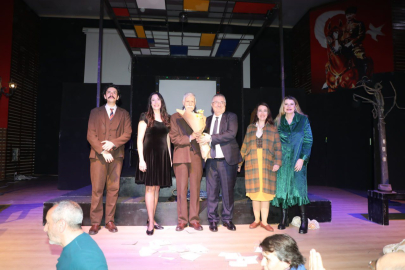 SABAHATTİN ALİ, EDREMİT’TE TİYATRO İLE ANILDI