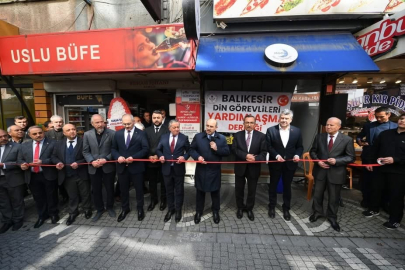 BALIKESİR DİN GÖREVLİLERİ DERNEĞİ’NİN YENİ HİZMET BİNASI COŞKUYLA AÇILDI