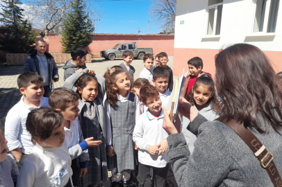 BANDIRMA’DA ÖĞRENCİLERE KİTAP SEVGİSİ AŞILANDI