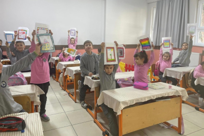 BANDIRMA’DA MİNİKLERE DİJİTAL VATANDAŞLIK EĞİTİMİ