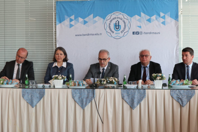 BANÜ’DEN 10’UNCU YILDA 5 YILLIK AKREDİTASYON