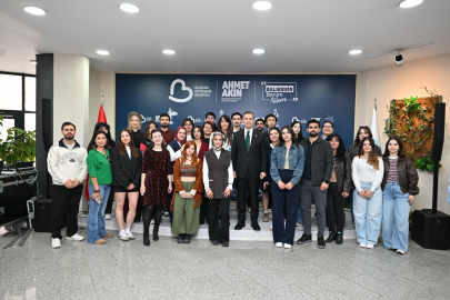 AKIN: “SANAT, İNSANI İNSANA YAKLAŞTIRIR”