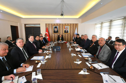 MÜDÜR KAL, BİGADİÇ VE SINDIRGI’DA EĞİTİM ÇALIŞMALARINI YERİNDE İNCELEDİ