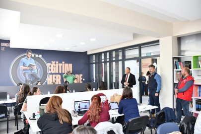 BURHANİYE VE EDREMİT’TE SPOR TESİSLERİNE İNCELEME