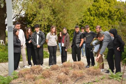 Balıkesir'de öğrenciler doğanın inceliklerini öğreniyor