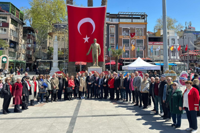 23 NİSAN ALTERNATİF TÖRENLE KUTLANDI