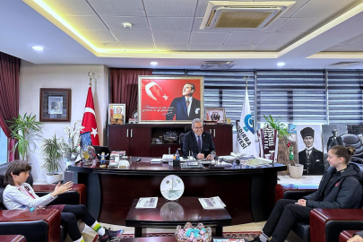 BANDIRMA’NIN GURURU GENÇ SPORCULAR BELEDİYEDE AĞIRLANDI